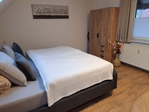 Kleiderschrank Leiterstube